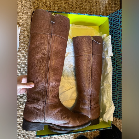 Tory Burch Junction Riding Boots in Almond Tumbled Leather 👢 - Picture 7 of 11
